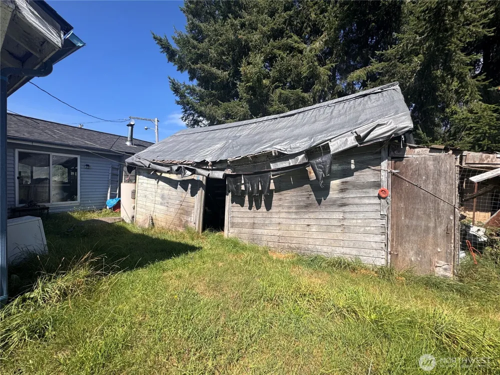 762 Elochoman Valley Road Cathlamet, WA 98612
