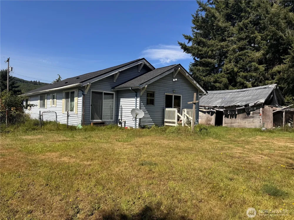 762 Elochoman Valley Road Cathlamet, WA 98612