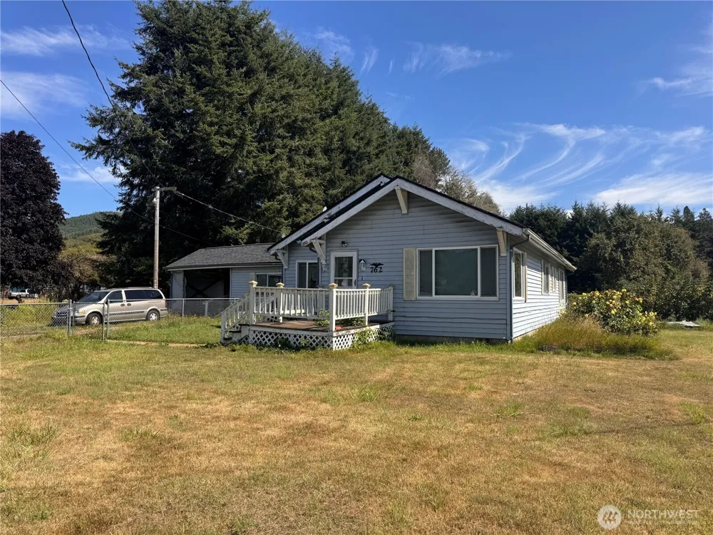 762 Elochoman Valley Road Cathlamet, WA 98612