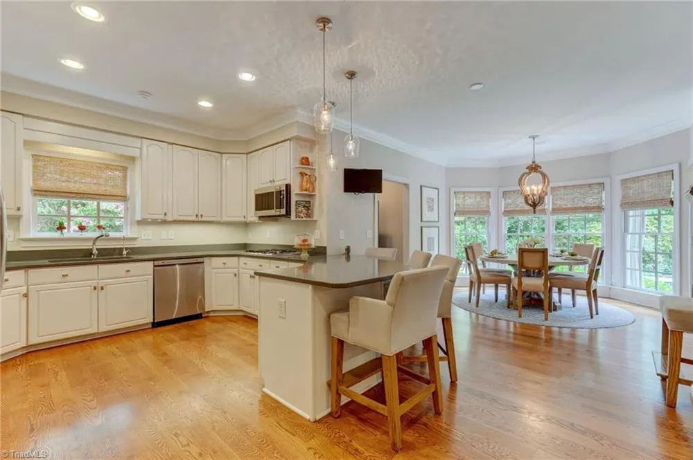 1912 Pembroke Road Greensboro, NC 27408