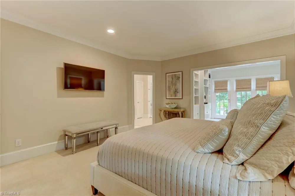 1912 Pembroke Road Greensboro, NC 27408