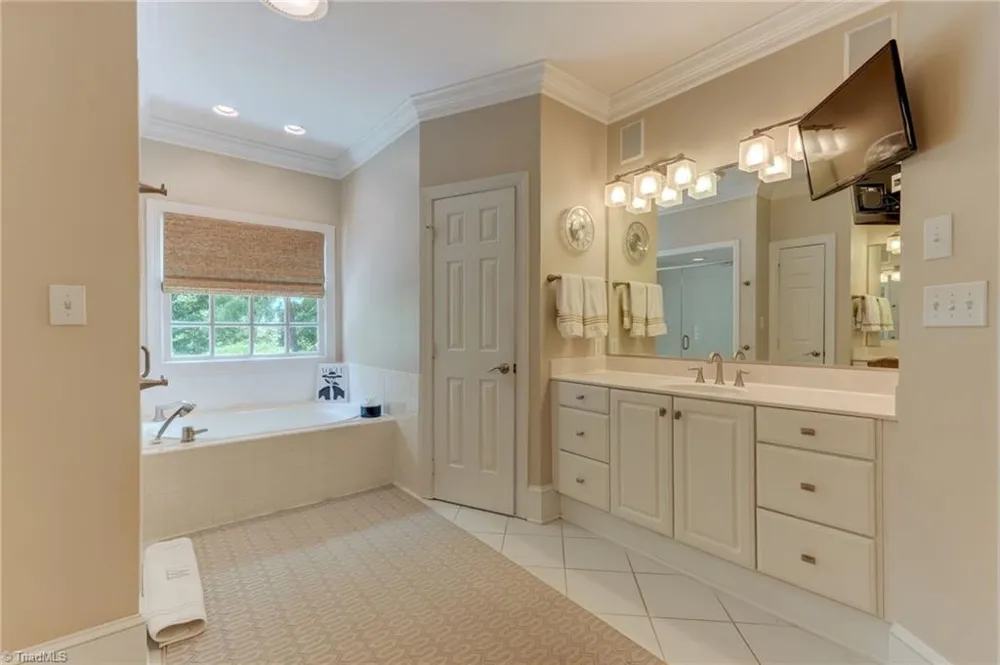 1912 Pembroke Road Greensboro, NC 27408