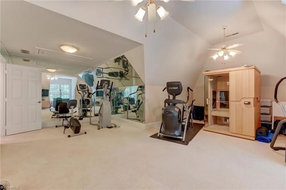 1912 Pembroke Road Greensboro, NC 27408