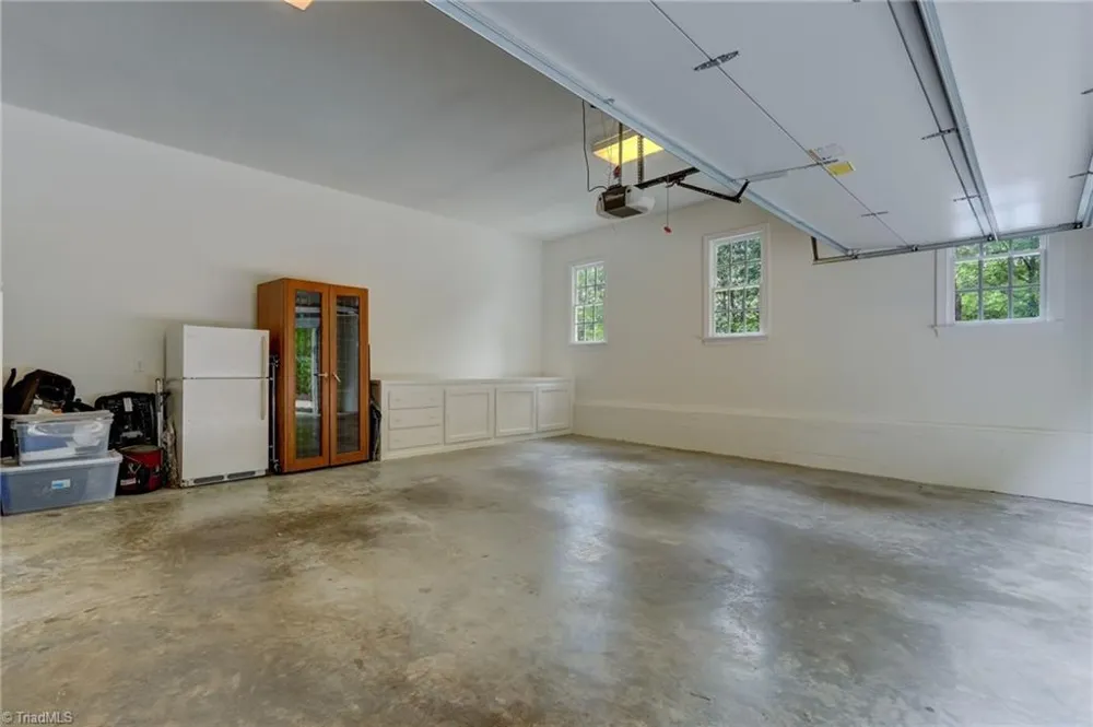 1912 Pembroke Road Greensboro, NC 27408