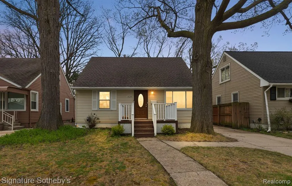 3128 Harvard Road Royal Oak City, MI 48073