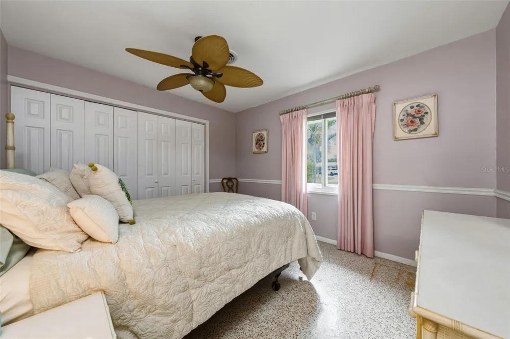 133 HOLLY AVENUE Sarasota, FL 34243