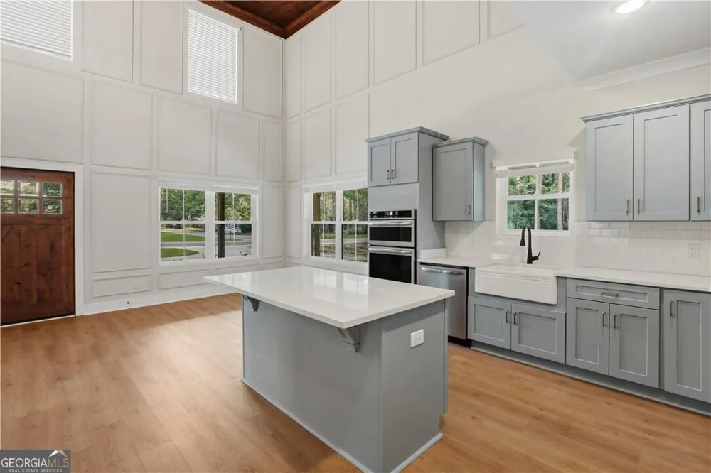 406 S Ash ST Springfield, GA 31329