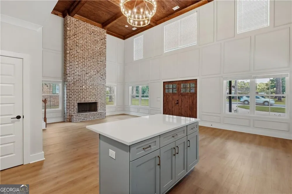 406 S Ash ST Springfield, GA 31329
