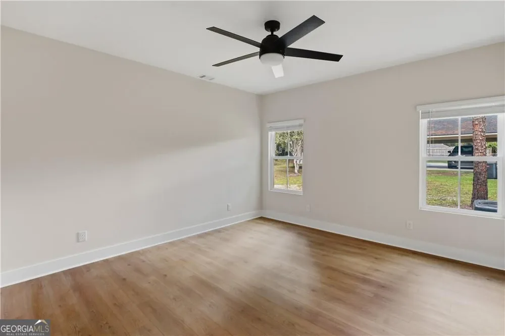 406 S Ash ST Springfield, GA 31329