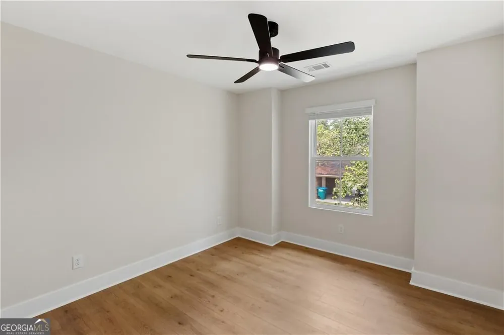406 S Ash ST Springfield, GA 31329
