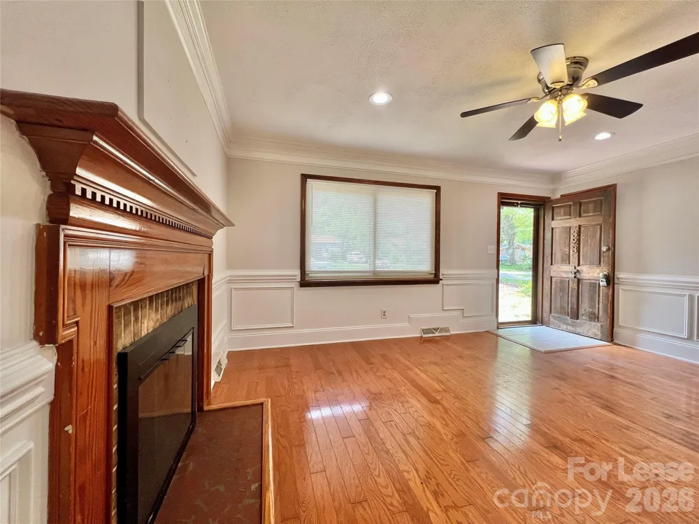 323 Frank Drive Charlotte, NC 28215
