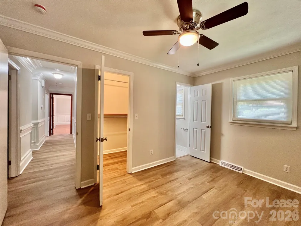 323 Frank Drive Charlotte, NC 28215