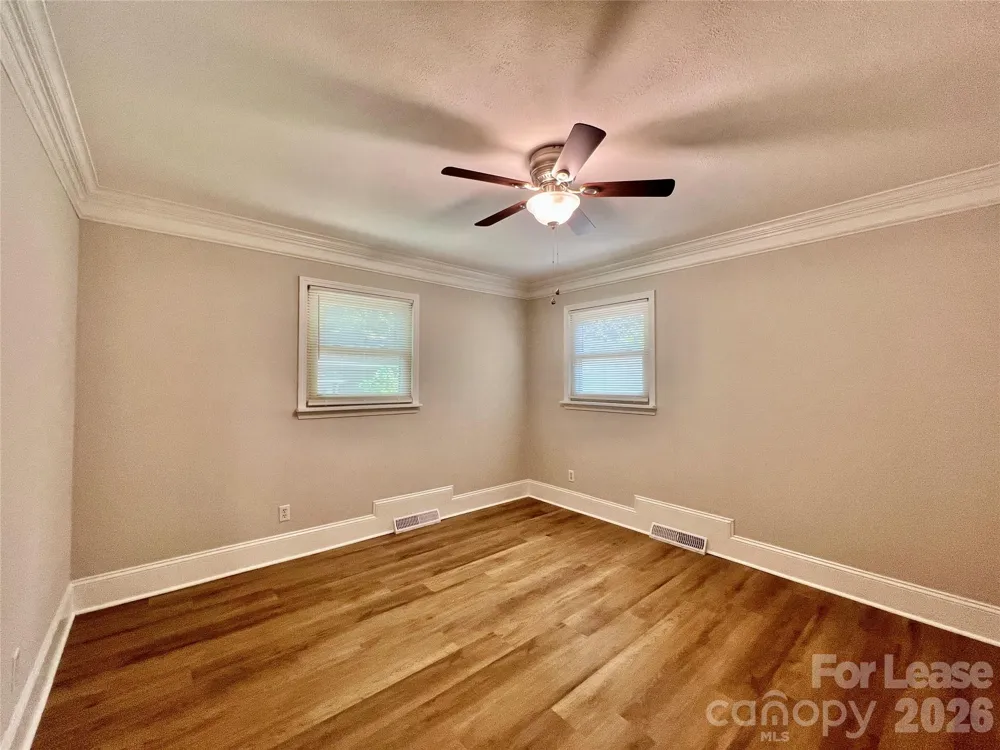 323 Frank Drive Charlotte, NC 28215