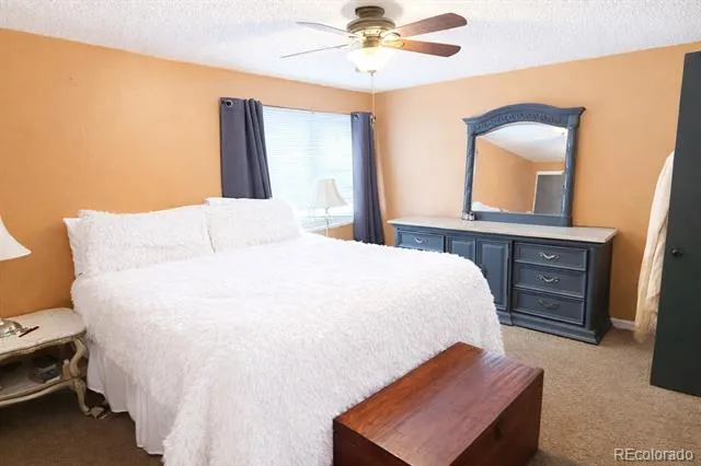 5672 S Lowell Boulevard Littleton, CO 80123
