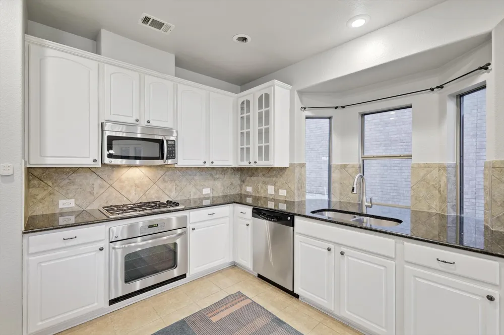 457 Bristol Street Roanoke, TX 76262