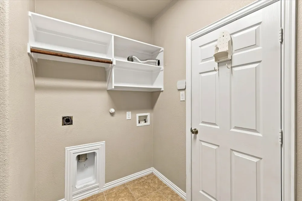 457 Bristol Street Roanoke, TX 76262
