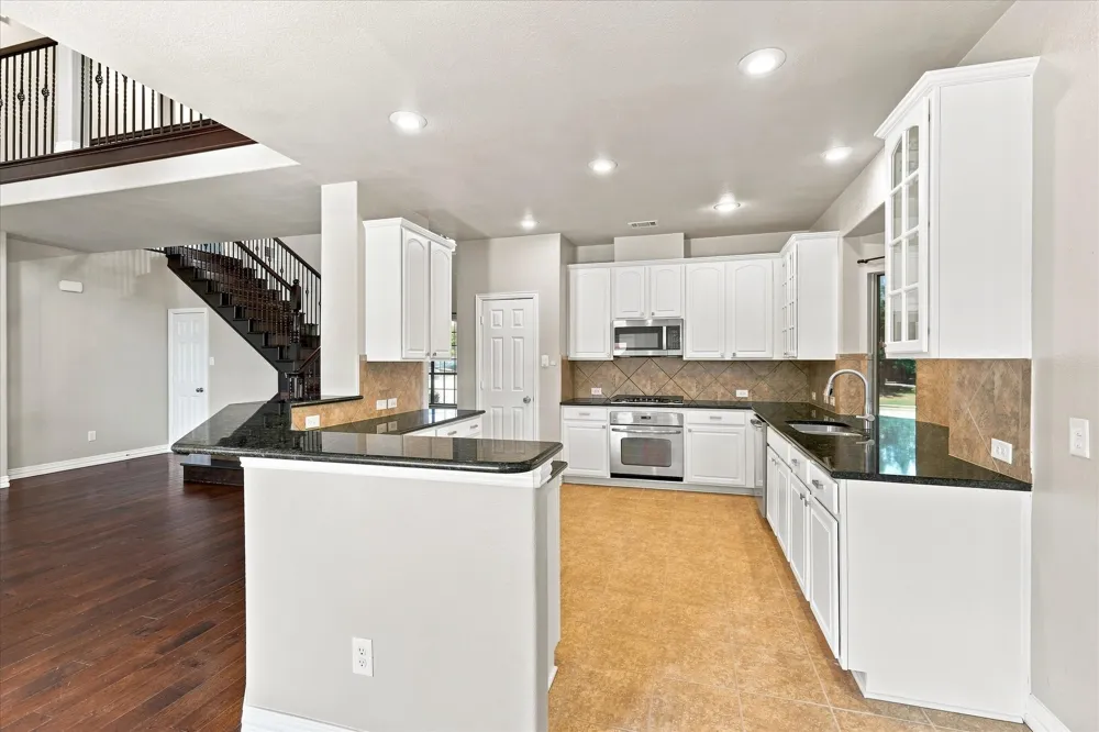457 Bristol Street Roanoke, TX 76262
