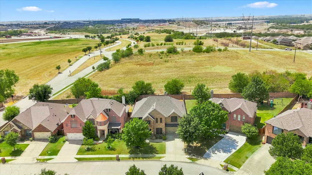457 Bristol Street Roanoke, TX 76262