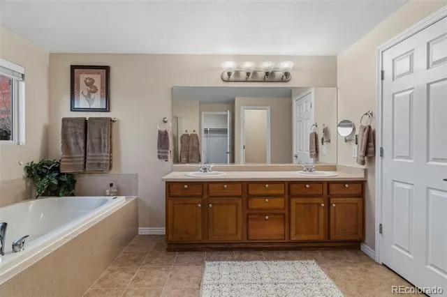 1628 Parkdale Circle Erie, CO 80516
