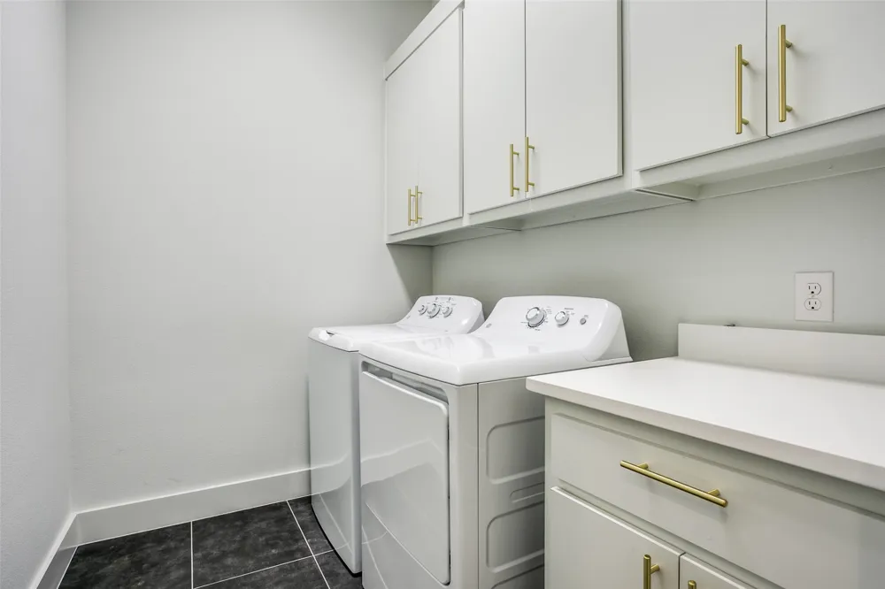 4714 Manett Street Dallas, TX 75204