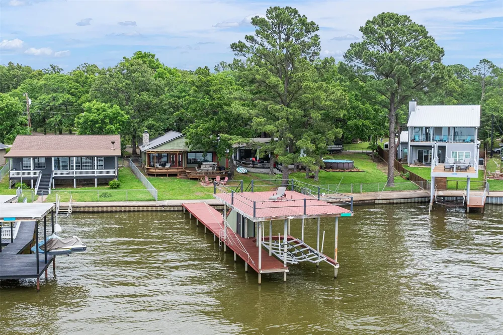 124 Harbor Drive Gun Barrel City, TX 75156