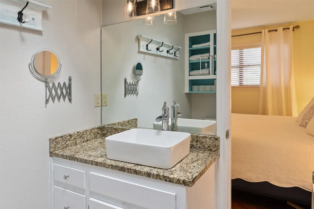 124 Harbor Drive Gun Barrel City, TX 75156