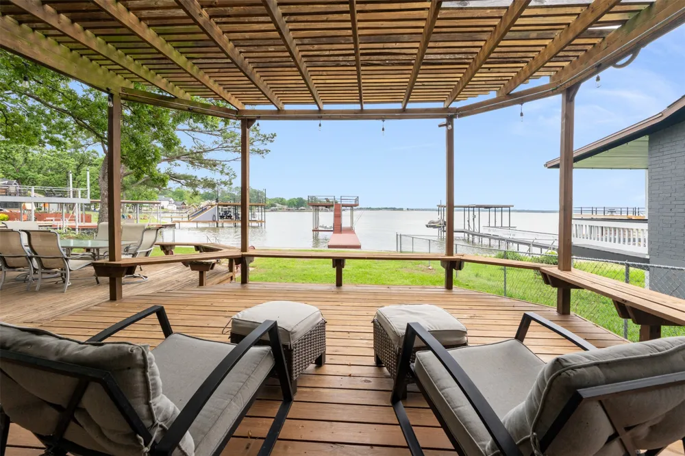 124 Harbor Drive Gun Barrel City, TX 75156