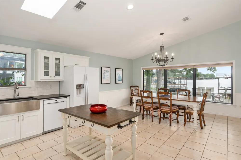 124 Harbor Drive Gun Barrel City, TX 75156