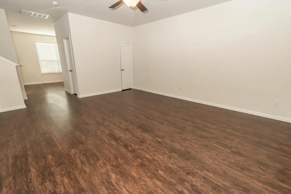 19 Leisure Shore Court Manvel, TX 77578
