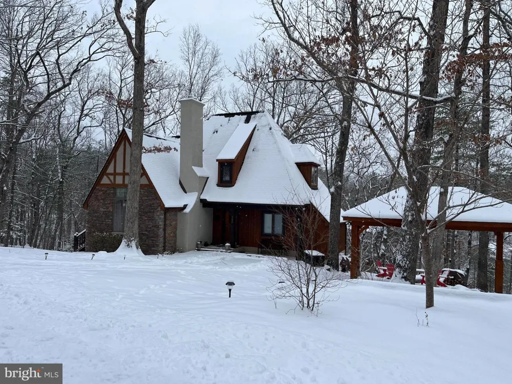 144 CONNIE ROAD Basye, VA 22810
