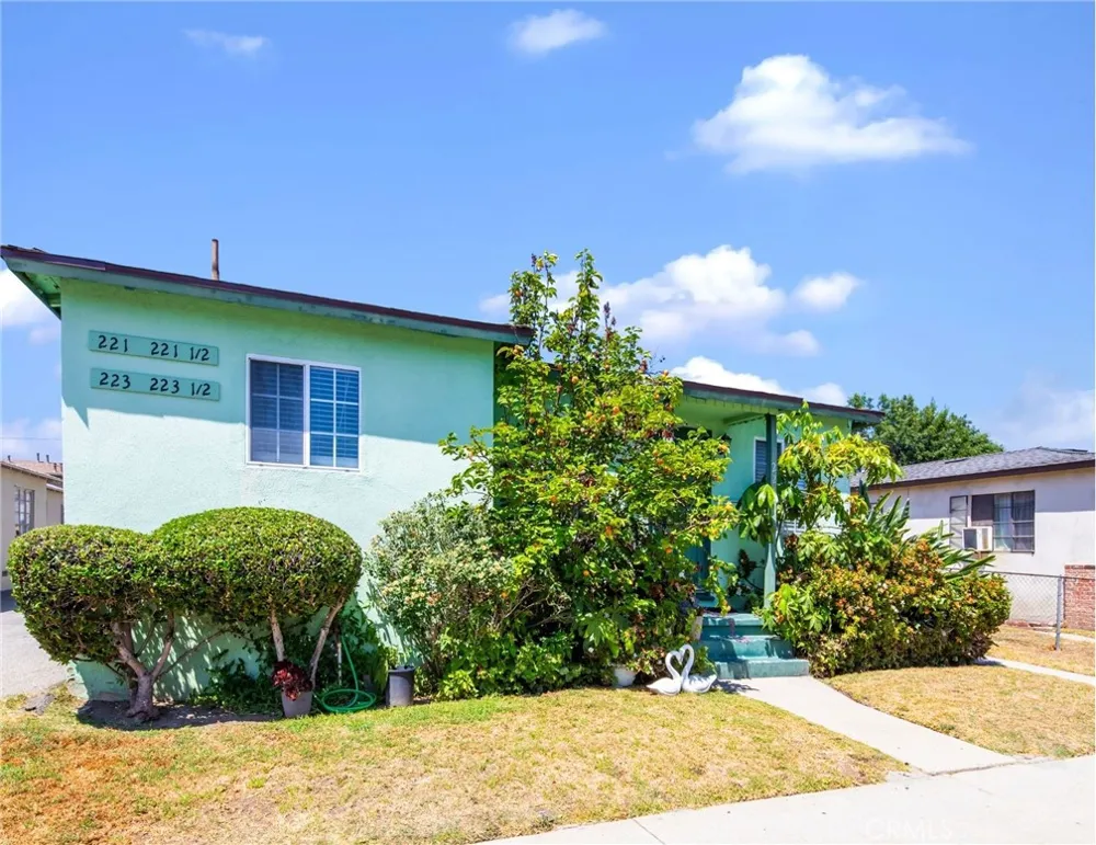221 S Bushnell Avenue Alhambra, CA 91801