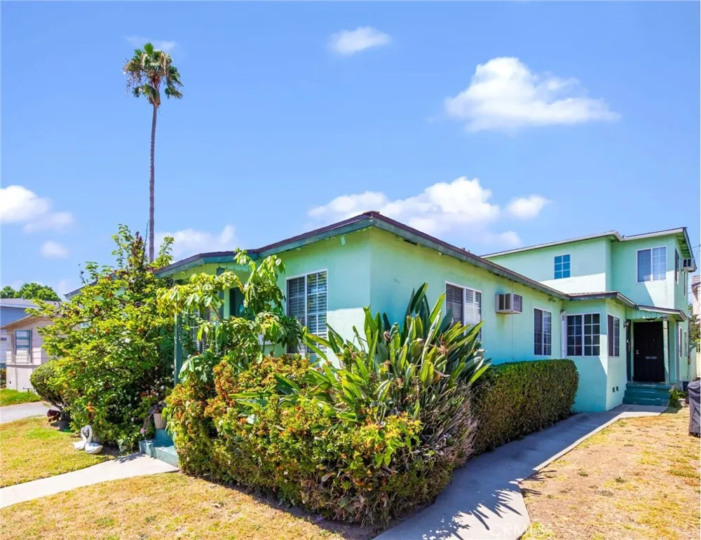 221 S Bushnell Avenue Alhambra, CA 91801