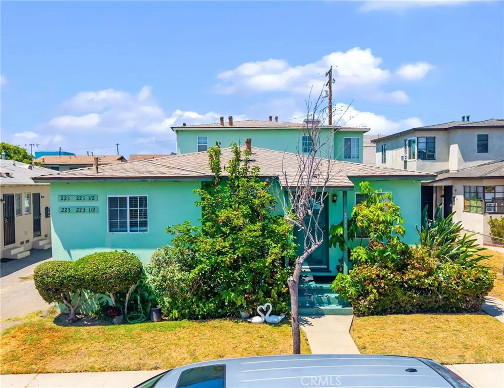 221 S Bushnell Avenue Alhambra, CA 91801