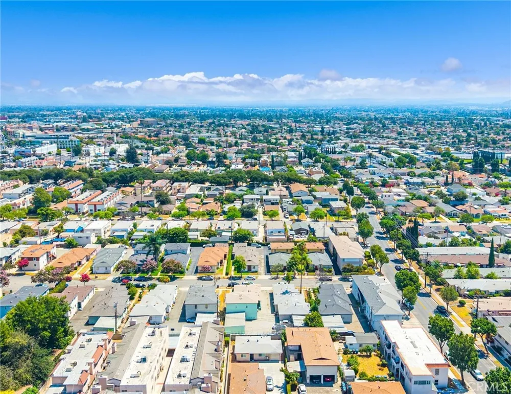 221 S Bushnell Avenue Alhambra, CA 91801