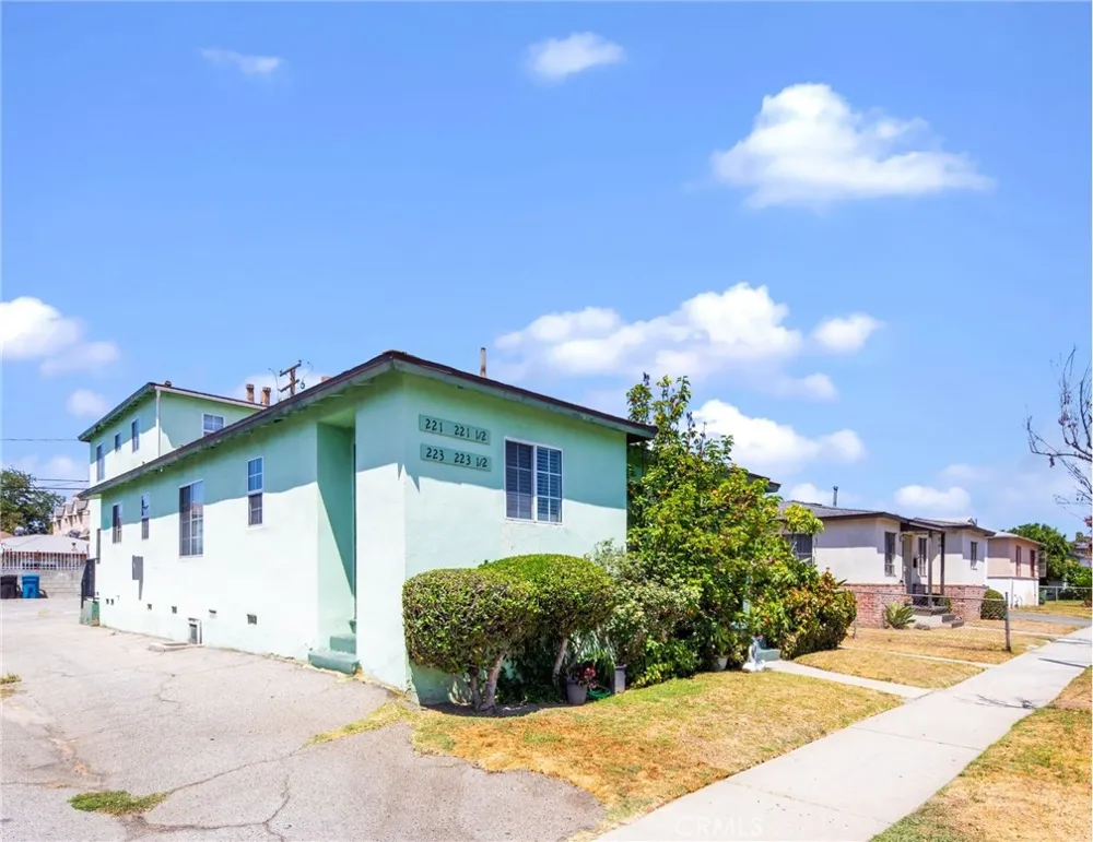221 S Bushnell Avenue Alhambra, CA 91801