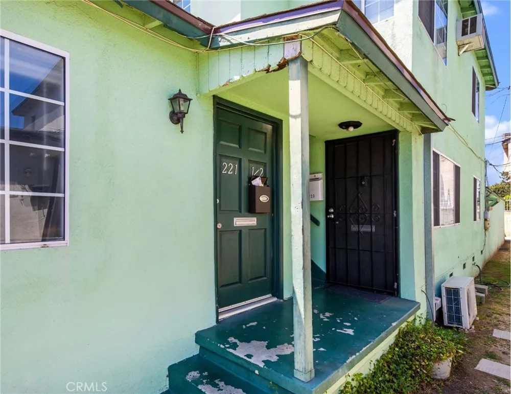 221 S Bushnell Avenue Alhambra, CA 91801