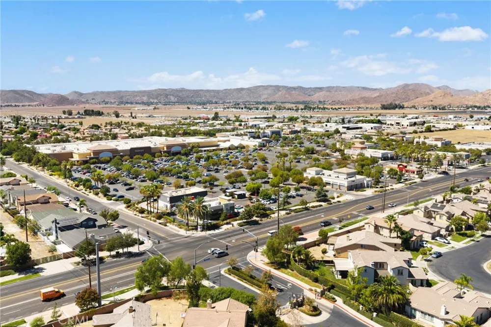 3050 Sand Pine Trail Hemet, CA 92545