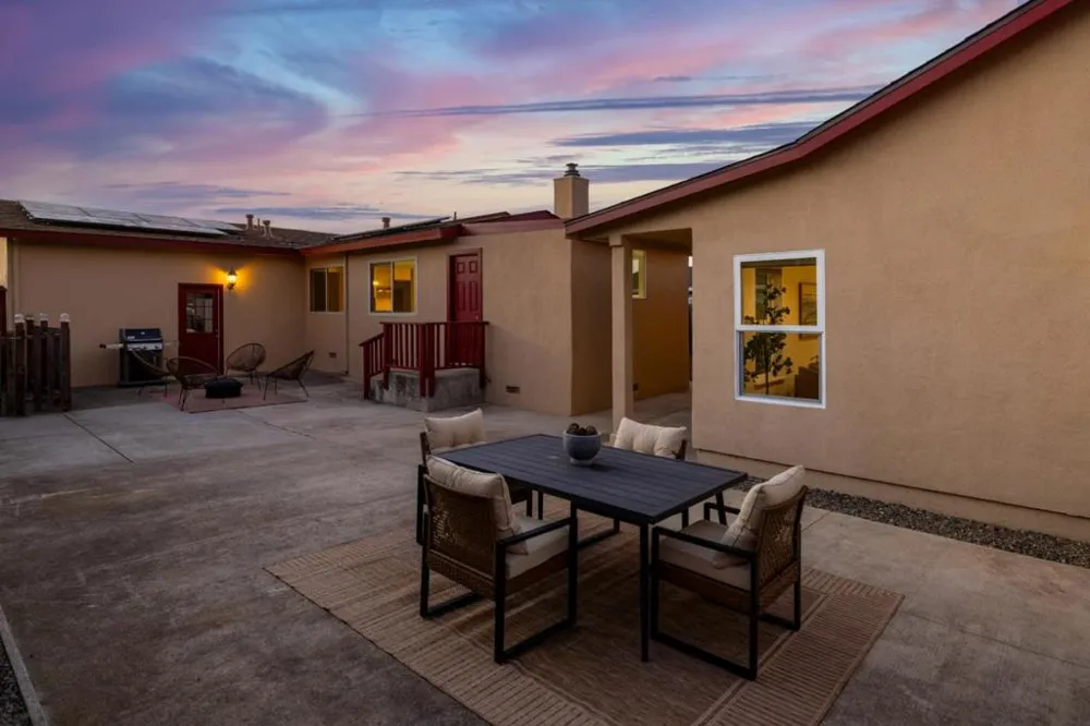 3026 Independence Avenue Marina, CA 93933