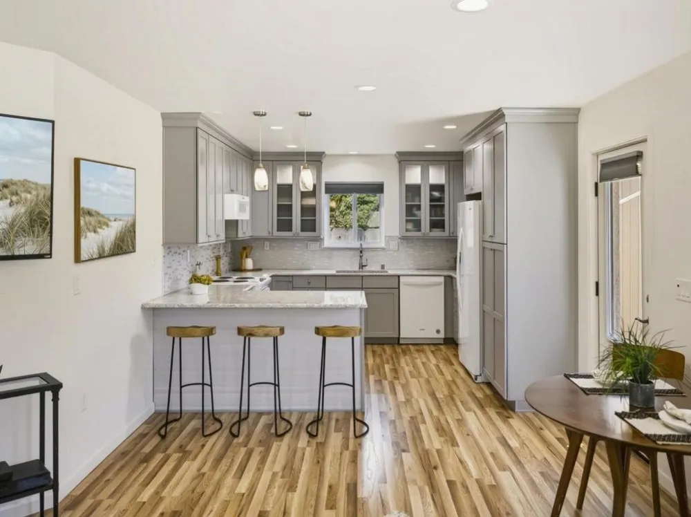 3026 Independence Avenue Marina, CA 93933