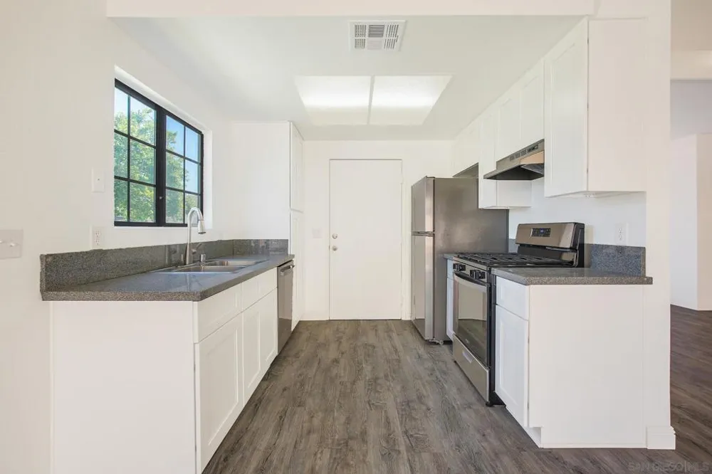 1402 Hancock Cir San Jacinto, CA 92583