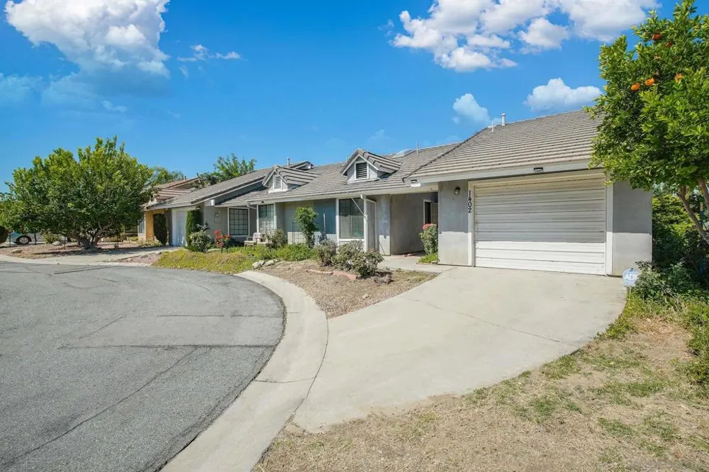 1402 Hancock Cir San Jacinto, CA 92583
