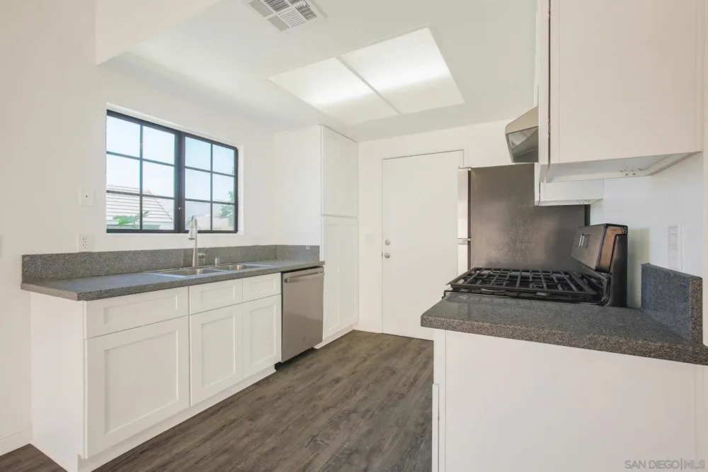 1402 Hancock Cir San Jacinto, CA 92583