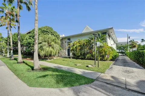 195 Sunrise Dr #7