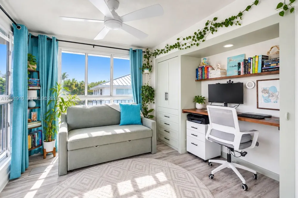195 Sunrise Dr #7 Key Biscayne, FL 33149