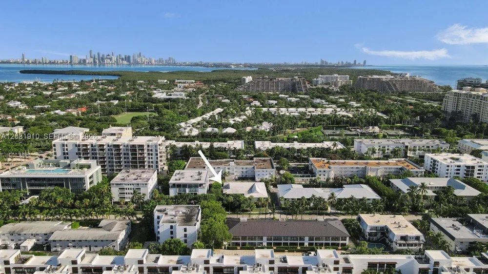 195 Sunrise Dr #7 Key Biscayne, FL 33149