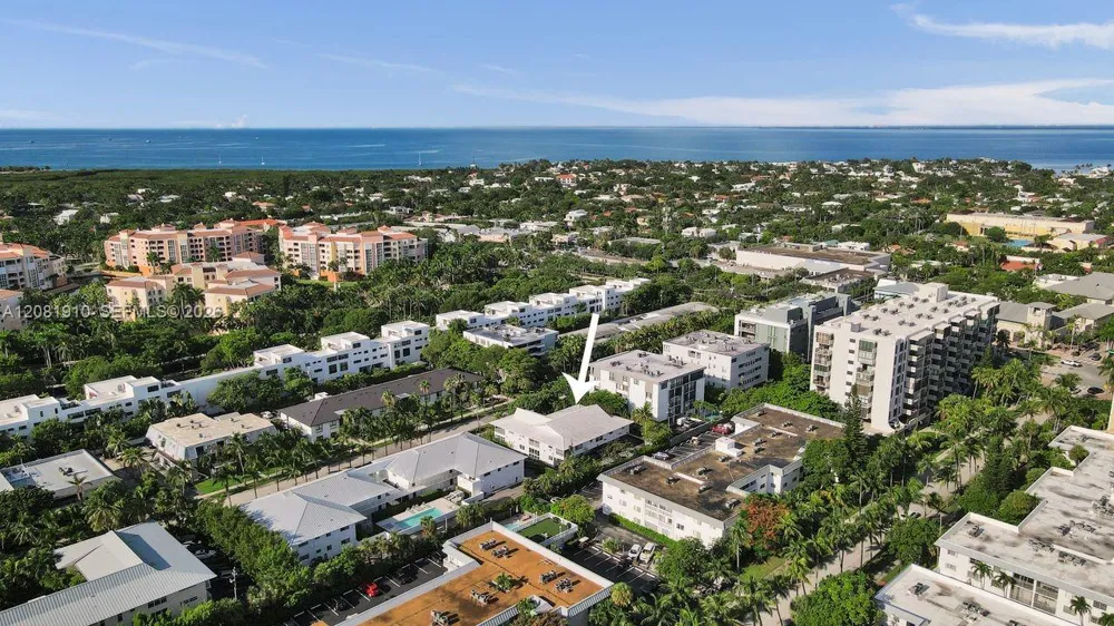 195 Sunrise Dr #7 Key Biscayne, FL 33149