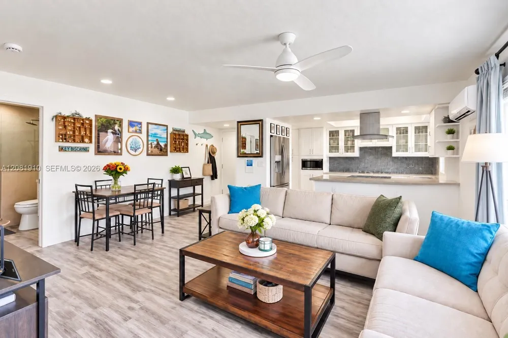 195 Sunrise Dr #7 Key Biscayne, FL 33149