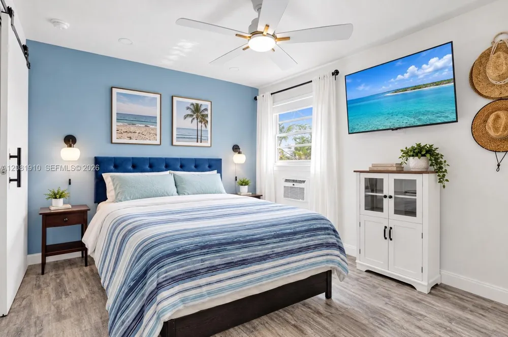195 Sunrise Dr #7 Key Biscayne, FL 33149