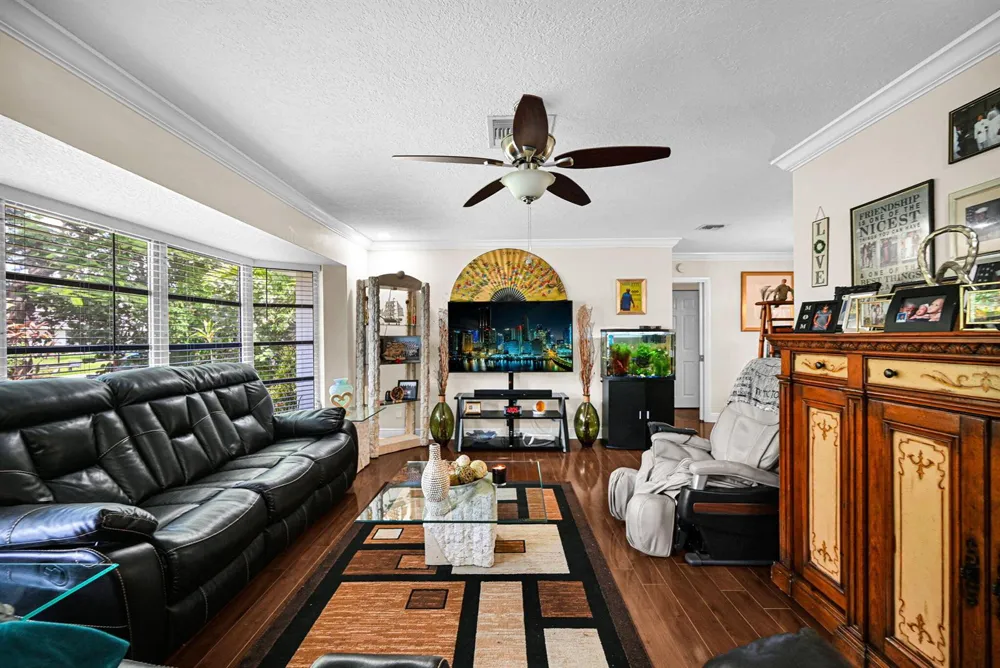 4203 NW 75TH AVENUE Coral Springs, FL 33065