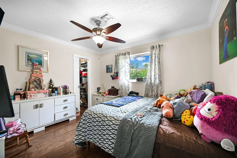 4203 NW 75TH AVENUE Coral Springs, FL 33065